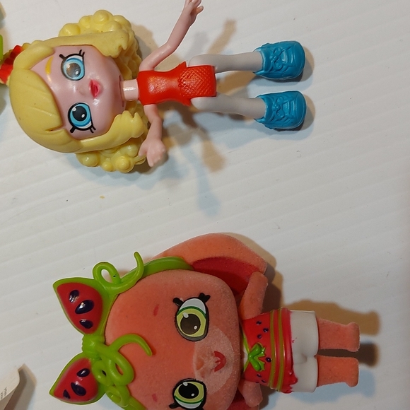 Lot Of 10 Mini Doll Accessories and Plush Toys -Pikmi Pops Surprise & Shopkins - Picture 5 of 9